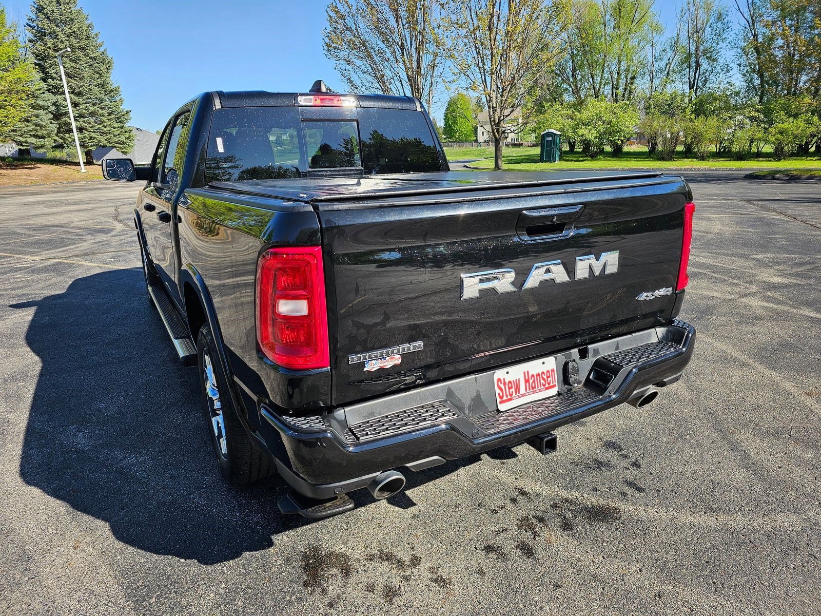 Used 2025 RAM 1500 Big Horn AWD/4WD image 3