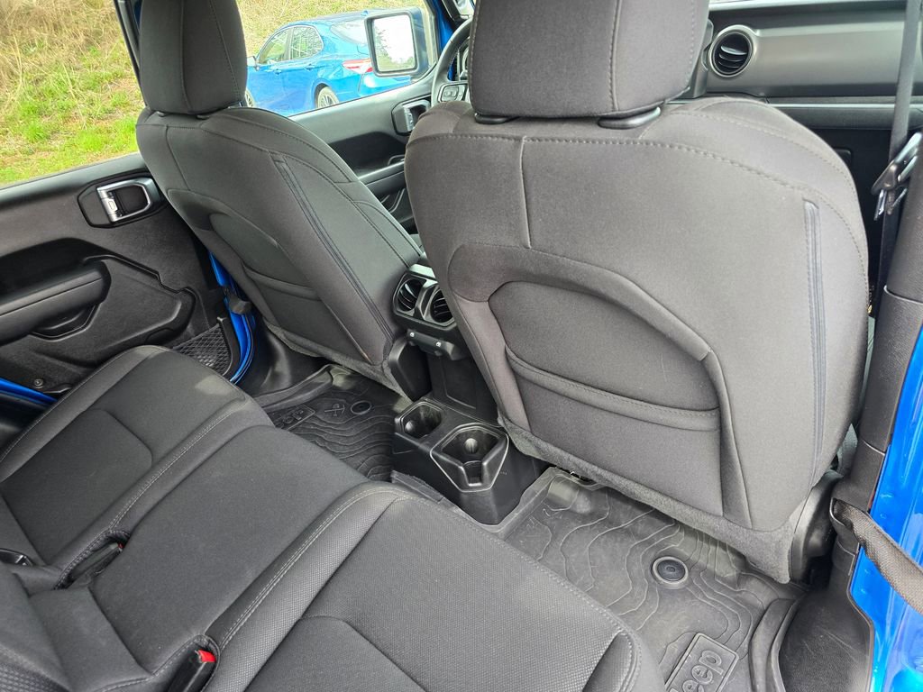 Used 2023 Jeep Gladiator Sport image 26
