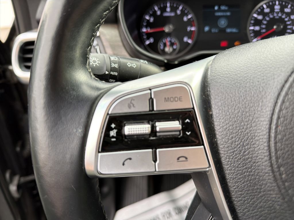 Used 2021 Kia Telluride EX w/ EX Premium Package image 18