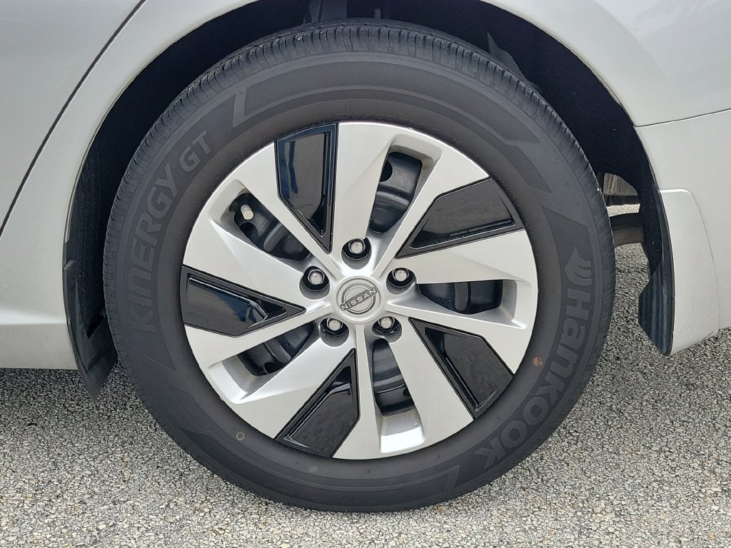 Certified 2024 Nissan Altima 2.5 S FWD image 13
