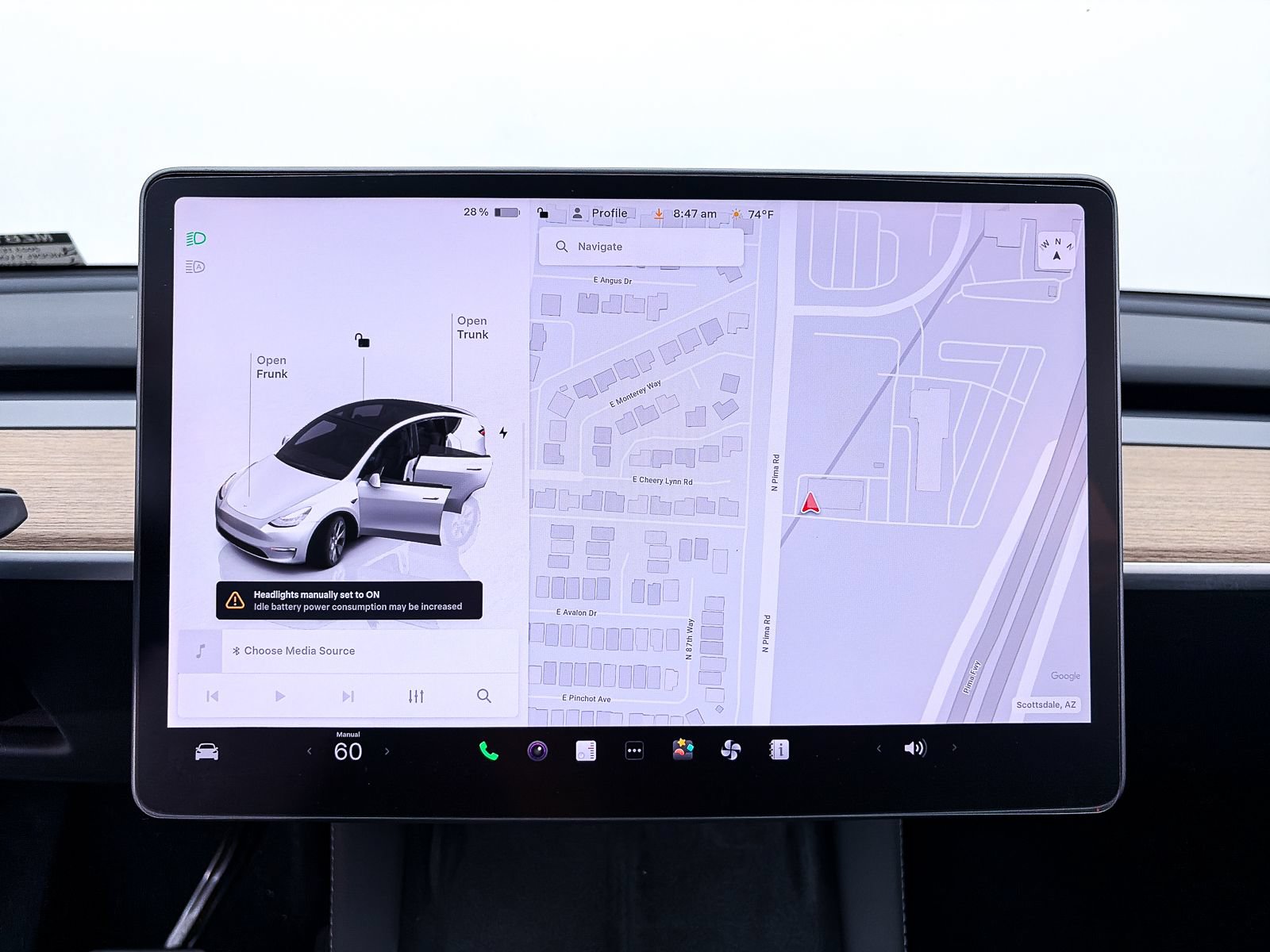 Used 2023 Tesla Model Y Long Range AWD/4WD image 4
