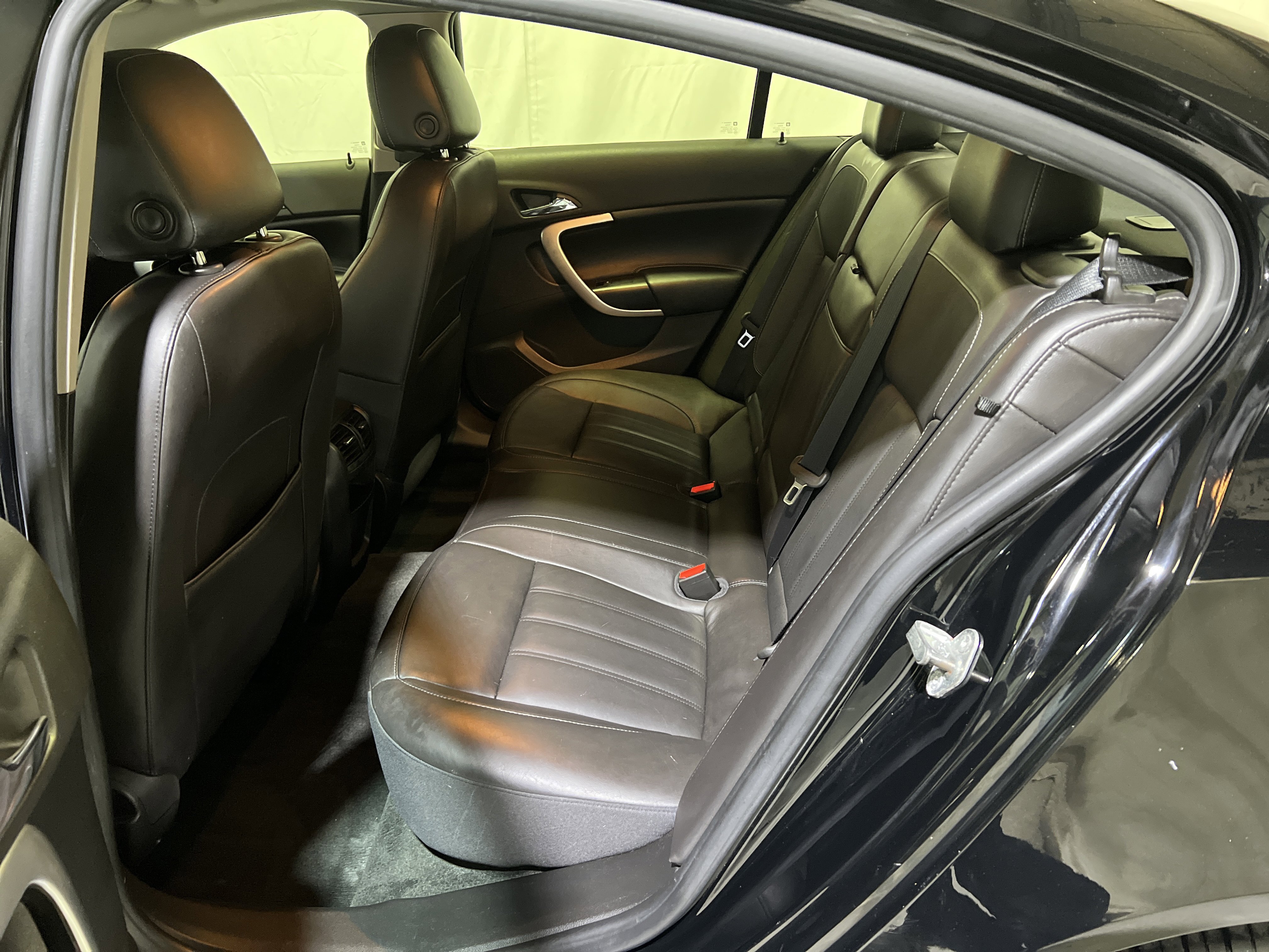 Used 2016 Buick Regal image 16