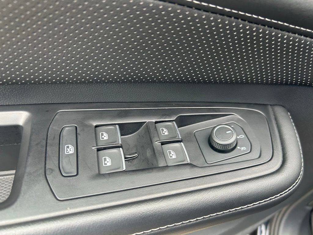 Certified 2024 Volkswagen Atlas Cross Sport SE image 52