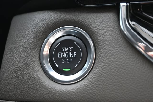 Used 2025 Chevrolet Colorado ZR2 w/ Technology Package AWD/4WD image 33
