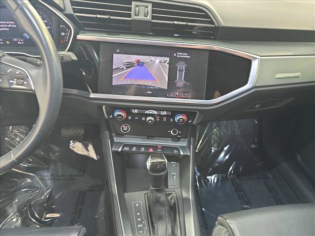 Used 2021 Audi Q3 2.0T Premium AWD/4WD image 21