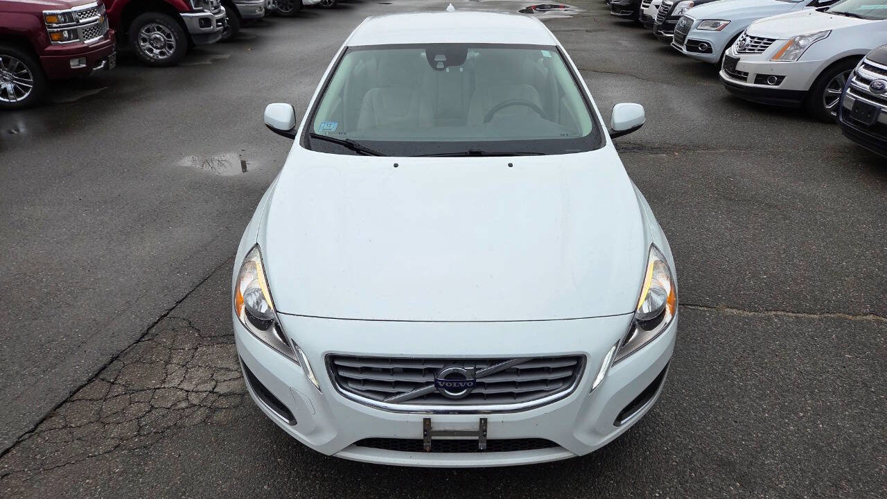 Used 2012 Volvo S60 T5 image 2