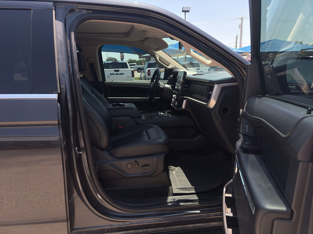 Used 2024 Ford Expedition Max XLT RWD image 15