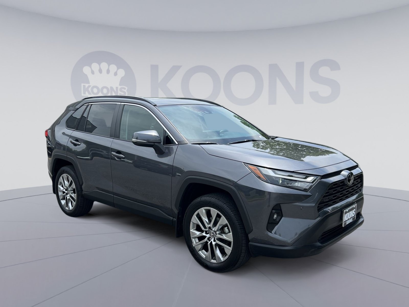 Used 2023 Toyota RAV4 XLE Premium AWD/4WD image 10