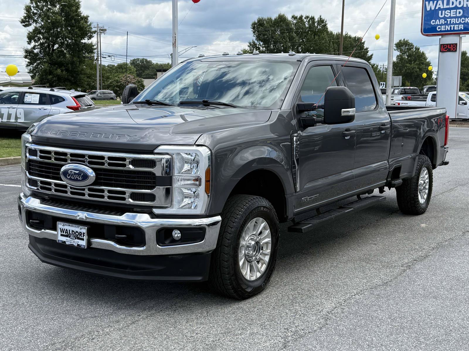 Used 2024 Ford F250 XLT AWD/4WD image 5