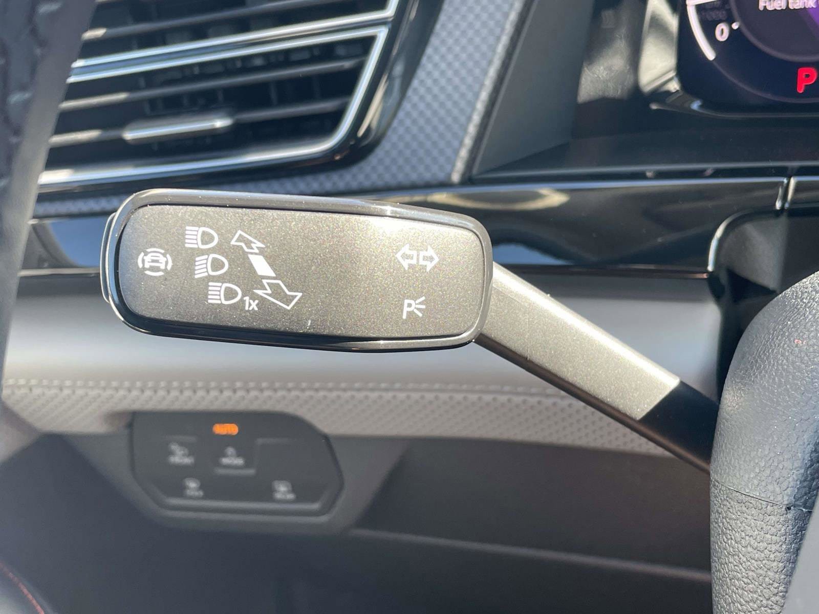 Used 2026 Volkswagen Atlas Peak Edition AWD/4WD image 25