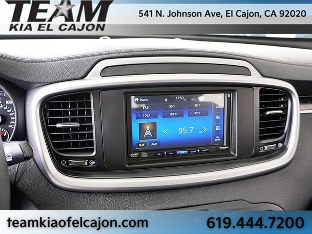 Used 2016 Kia Sorento L FWD image 24