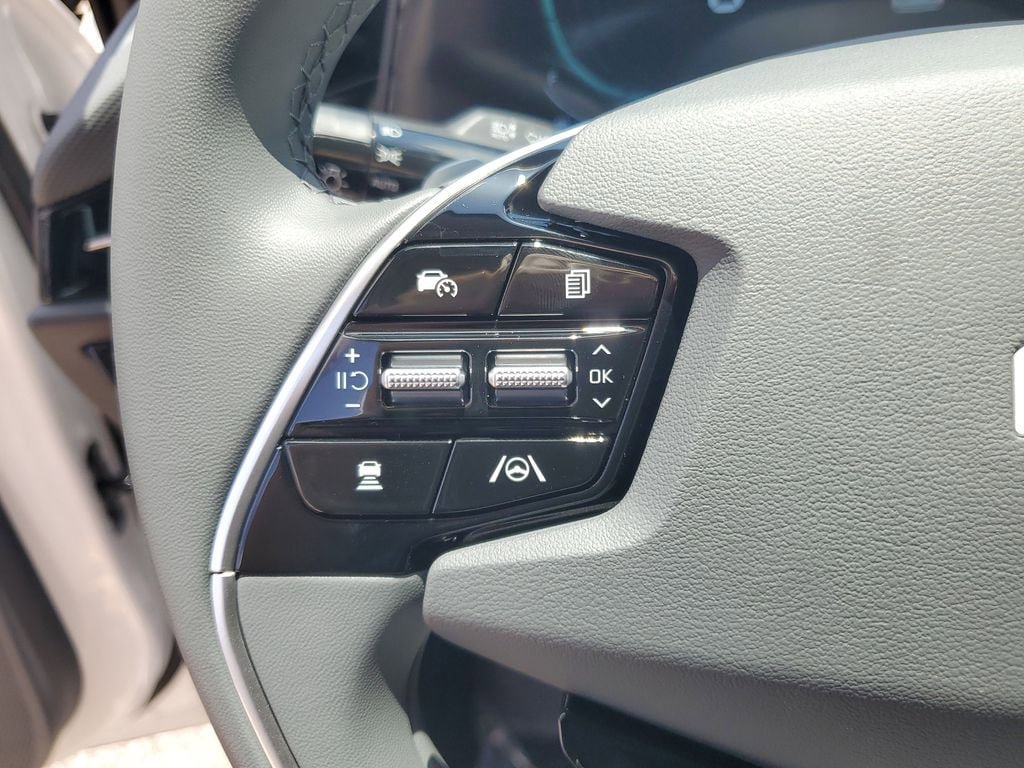 New 2026 Kia Niro EX FWD image 12