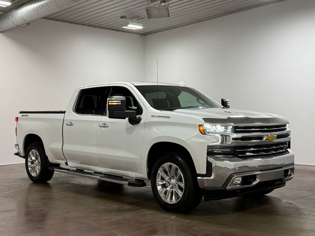 Used 2021 Chevrolet Silverado 1500 LTZ w/ LTZ Premium Package AWD/4WD image 22