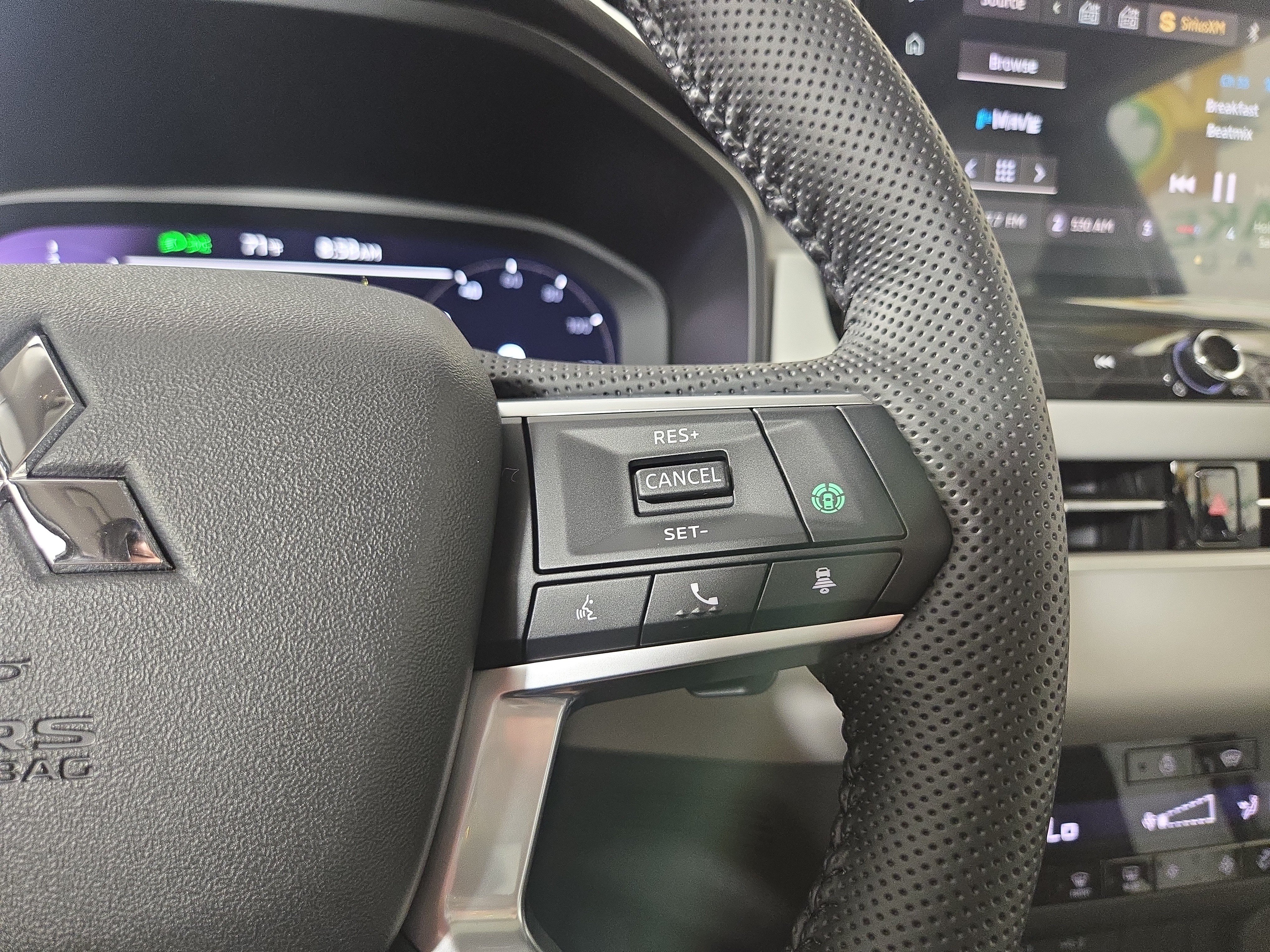 New 2026 Mitsubishi Outlander SE AWD/4WD image 16