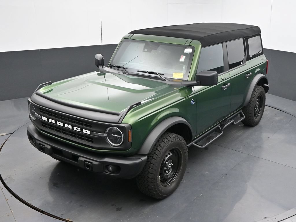 Used 2023 Ford Bronco Black Diamond AWD/4WD image 17