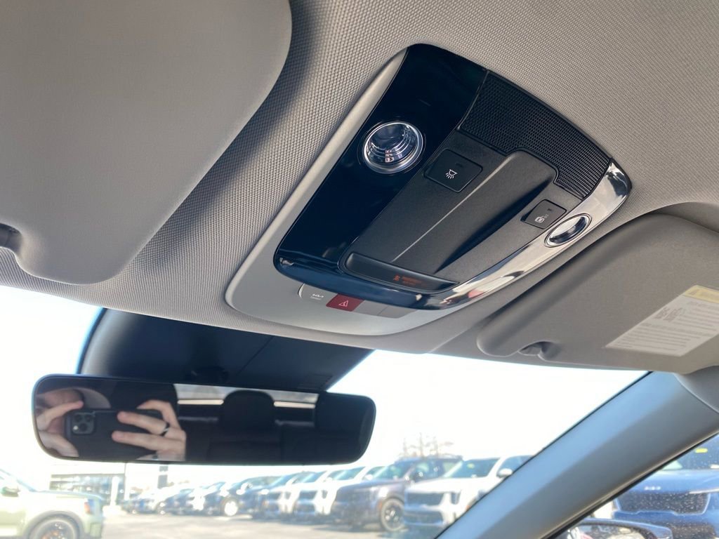 New 2025 Kia EV6 Wind image 25