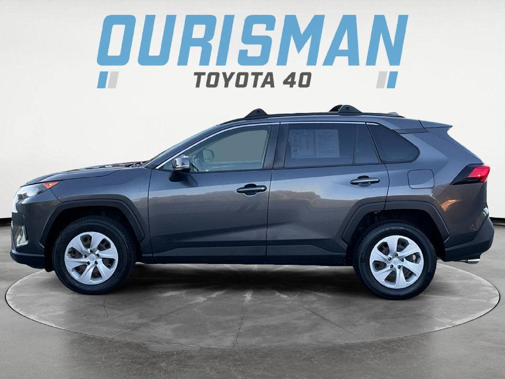 Used 2019 Toyota RAV4 LE w/ All Weather Liner Package AWD/4WD image 4