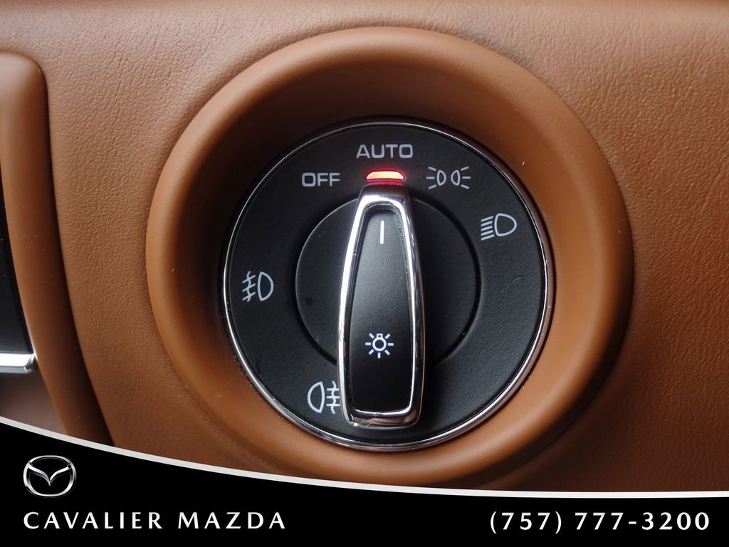 Used 2018 Porsche Cayenne AWD/4WD image 27