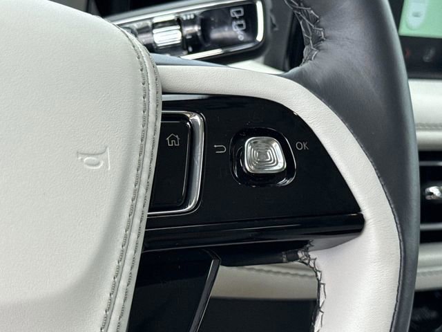 New 2025 Lincoln Aviator Reserve w/ Luxury Package image 33