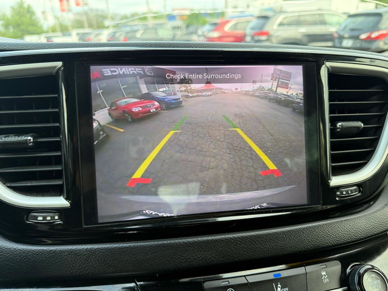 Used 2022 Chrysler Pacifica Touring-L FWD image 22