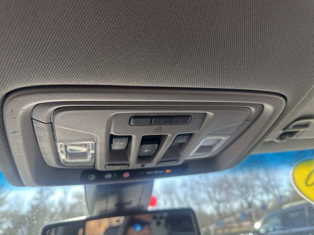 Used 2020 Chevrolet Silverado 1500 LTZ w/ LTZ Premium Package image 29