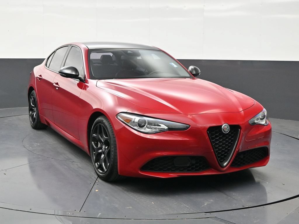 Used 2021 Alfa Romeo Giulia Sprint w/ Nero Edizione RWD image 7