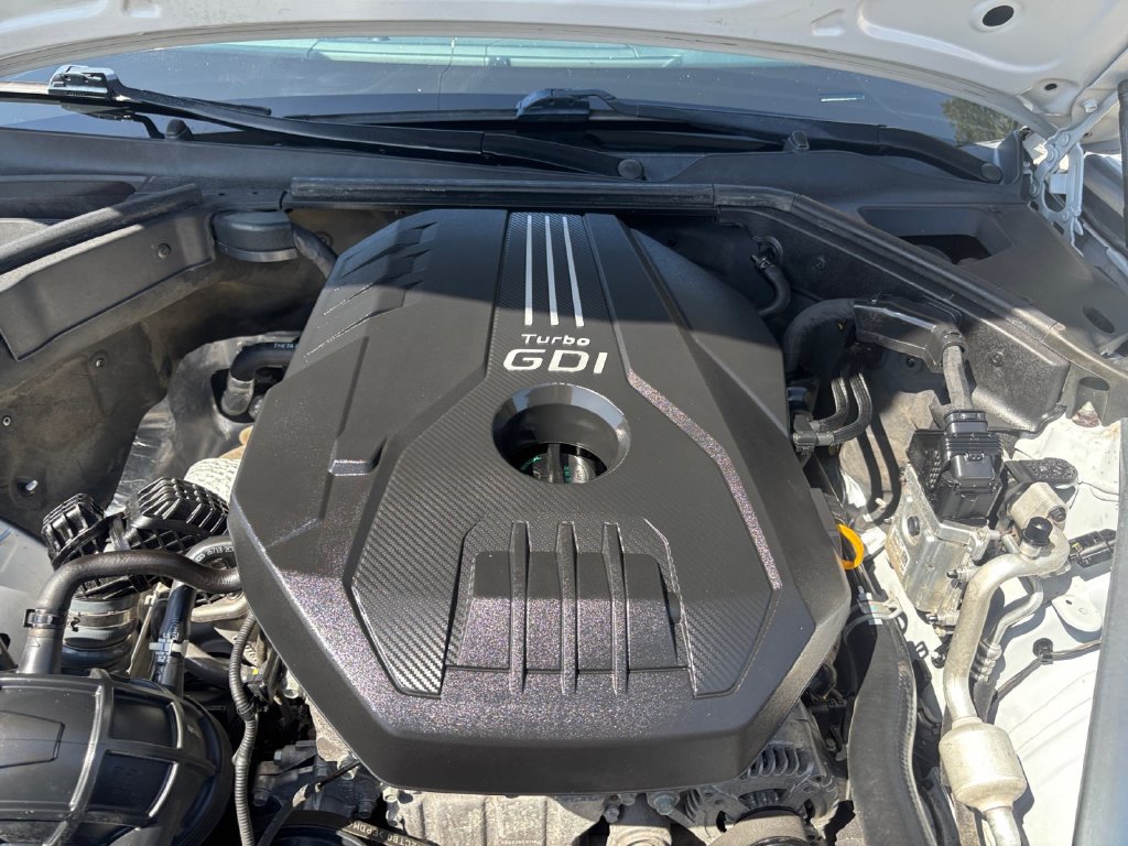 Used 2023 Genesis G70 2.0T w/ Sport Prestige Package RWD image 19