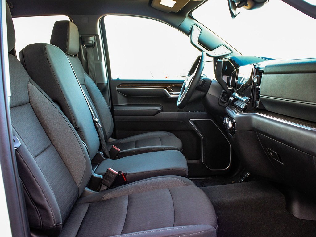 Used 2024 GMC Sierra 1500 Elevation image 38