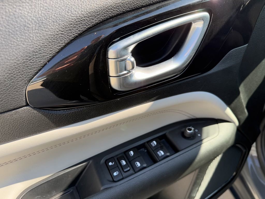 Used 2024 Jeep Compass Limited AWD/4WD image 18