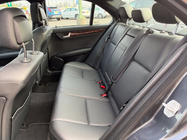 Used 2013 Mercedes-Benz C 300 4MATIC Sedan image 14