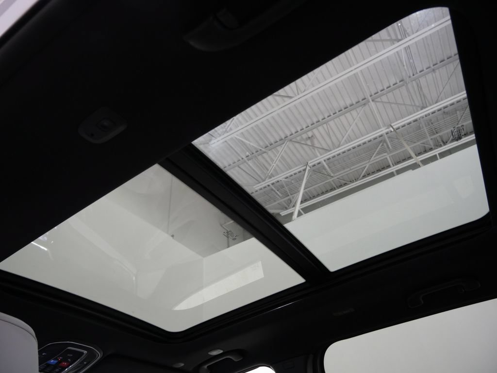 New 2026 Jeep Cherokee Limited AWD/4WD image 4