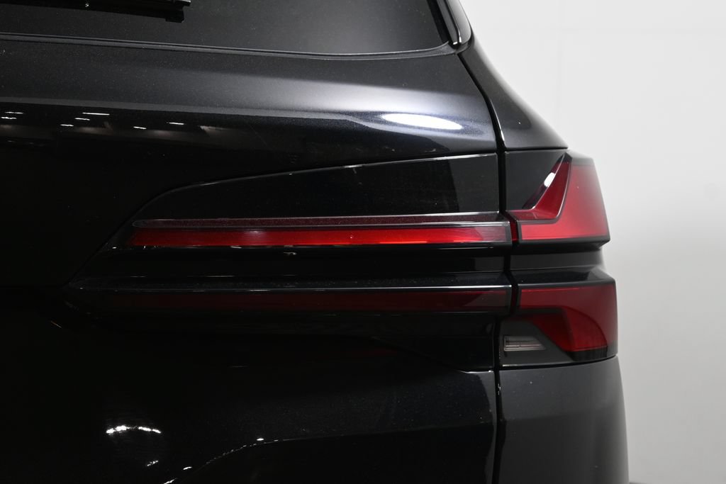 Used 2025 BMW X5 M60i w/ Executive Package AWD/4WD image 13