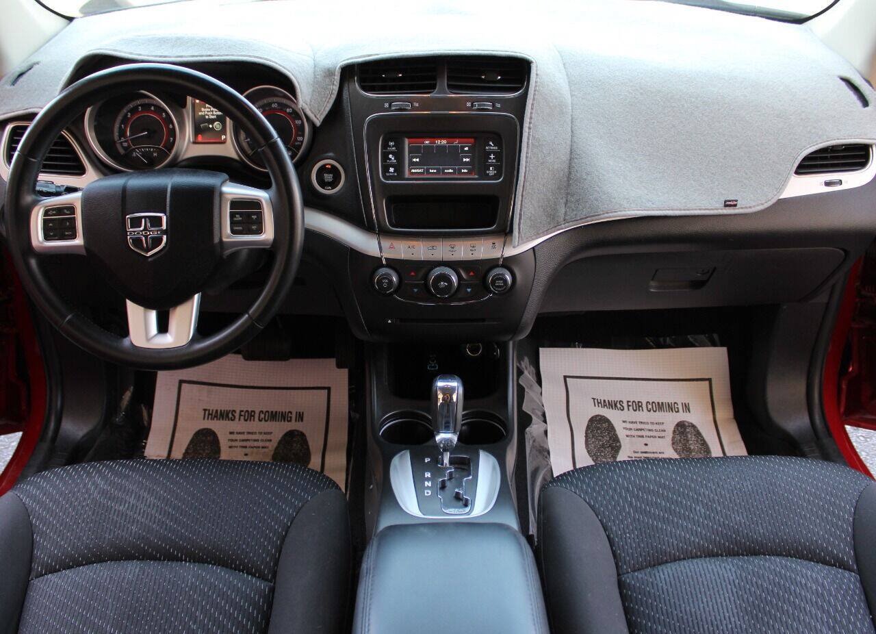 Used 2018 Dodge Journey SE w/ Popular Equipment Group FWD image 19