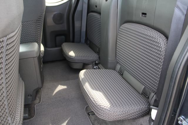 Used 2017 Nissan Frontier SV image 29