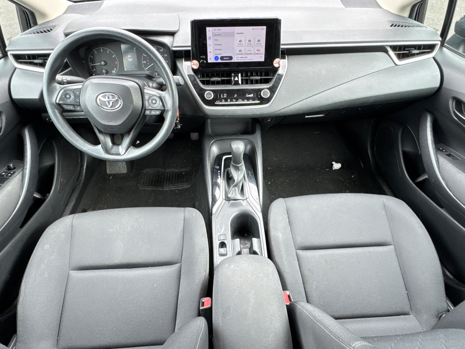 Used 2024 Toyota Corolla LE FWD image 20