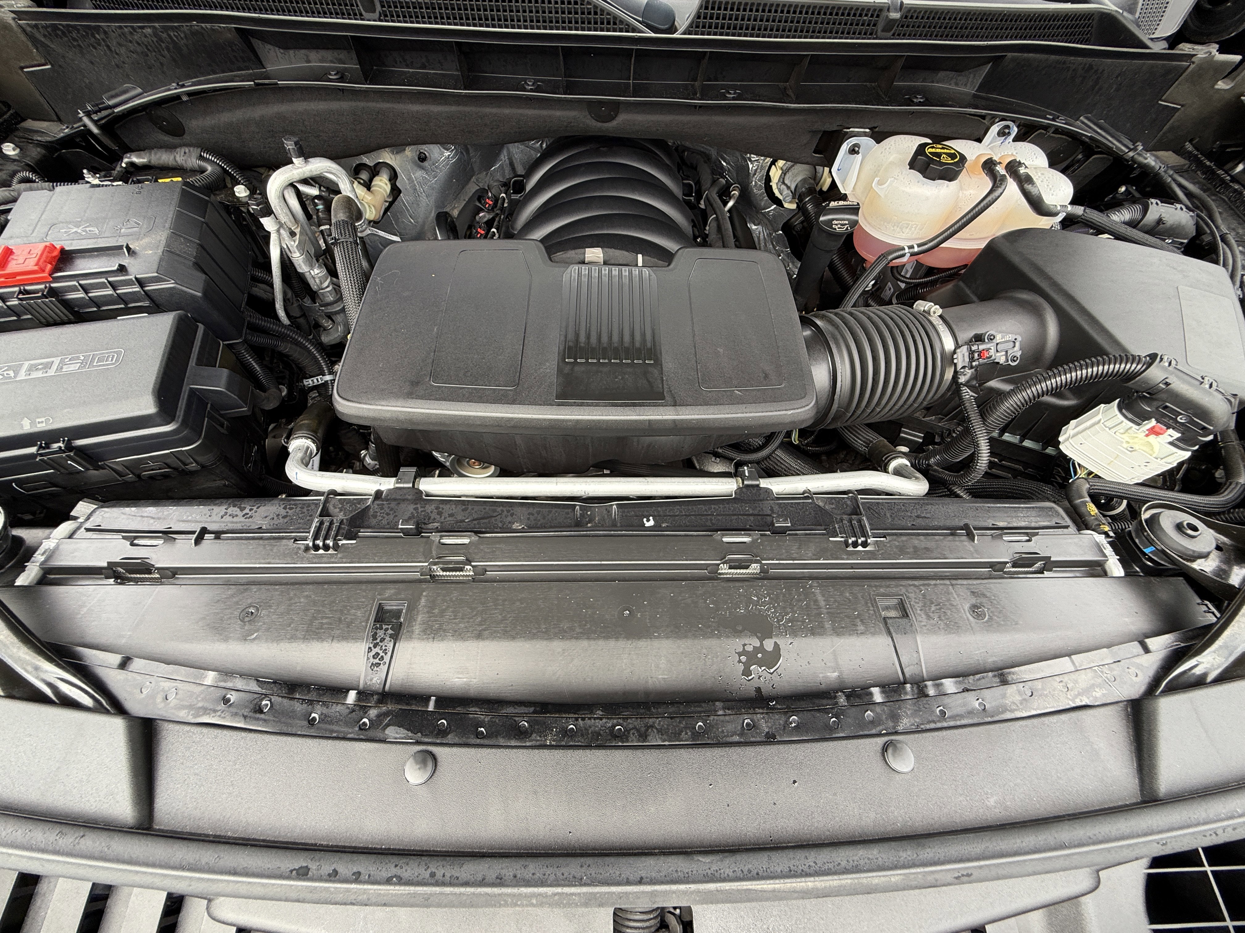 Used 2024 GMC Yukon XL Denali w/ Advanced Technology Package image 45