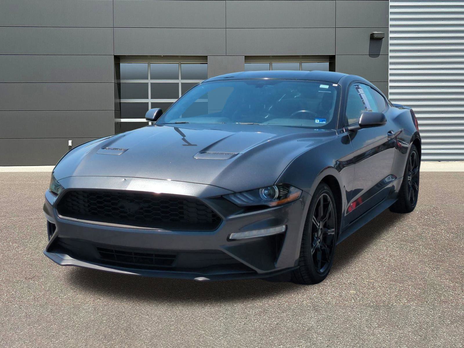 Used 2020 Ford Mustang Coupe w/ Equipment Group 101A RWD image 3
