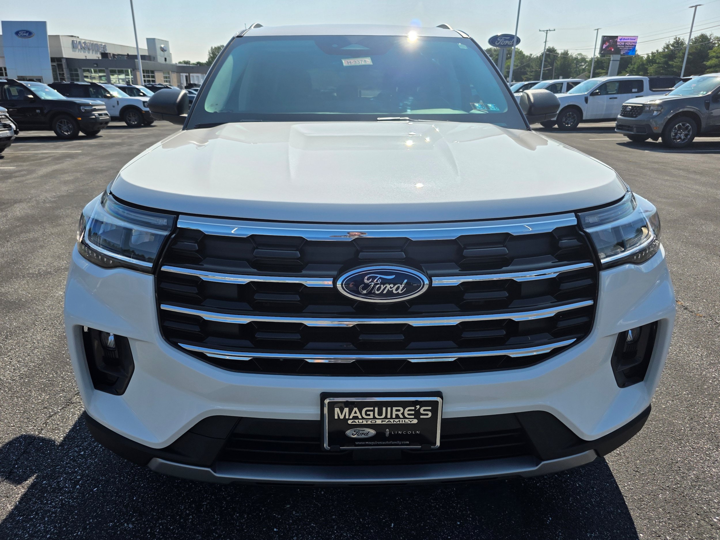 Used 2026 Ford Explorer Active w/ Active Comfort Package AWD/4WD image 8