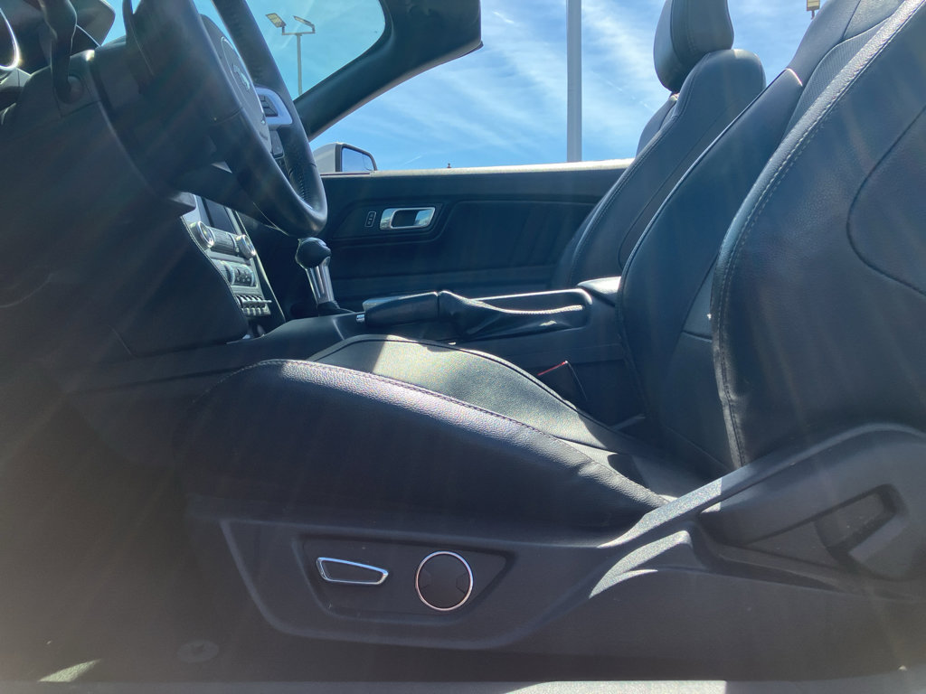 Used 2018 Ford Mustang GT Premium image 29