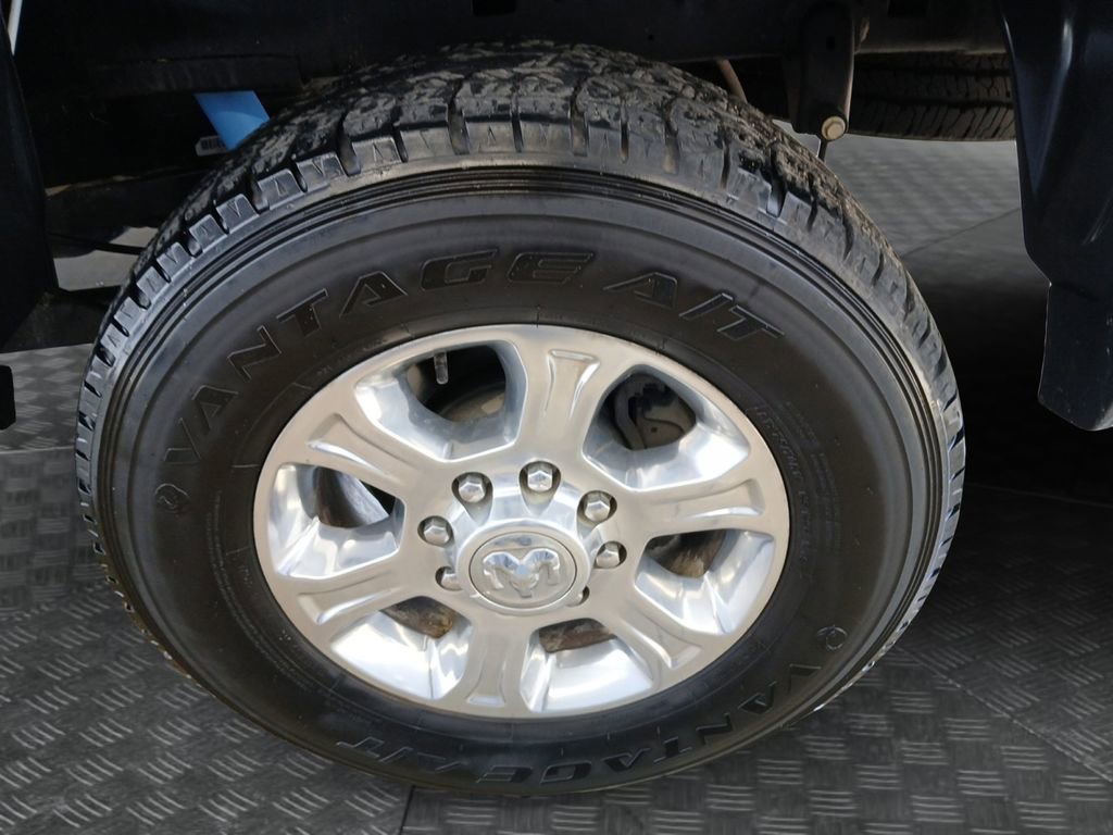 Used 2024 RAM 2500 Big Horn w/ Off Road Package AWD/4WD image 23