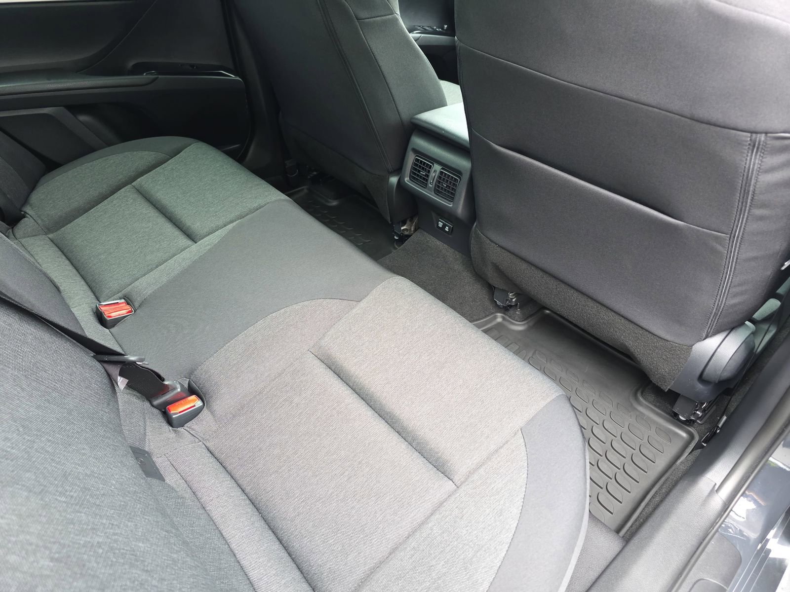 Used 2026 Toyota Camry LE FWD image 11