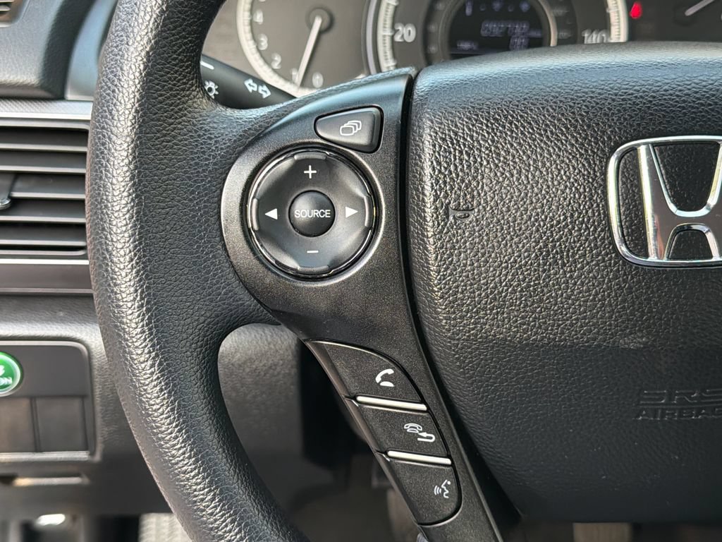 Used 2013 Honda Accord LX image 21