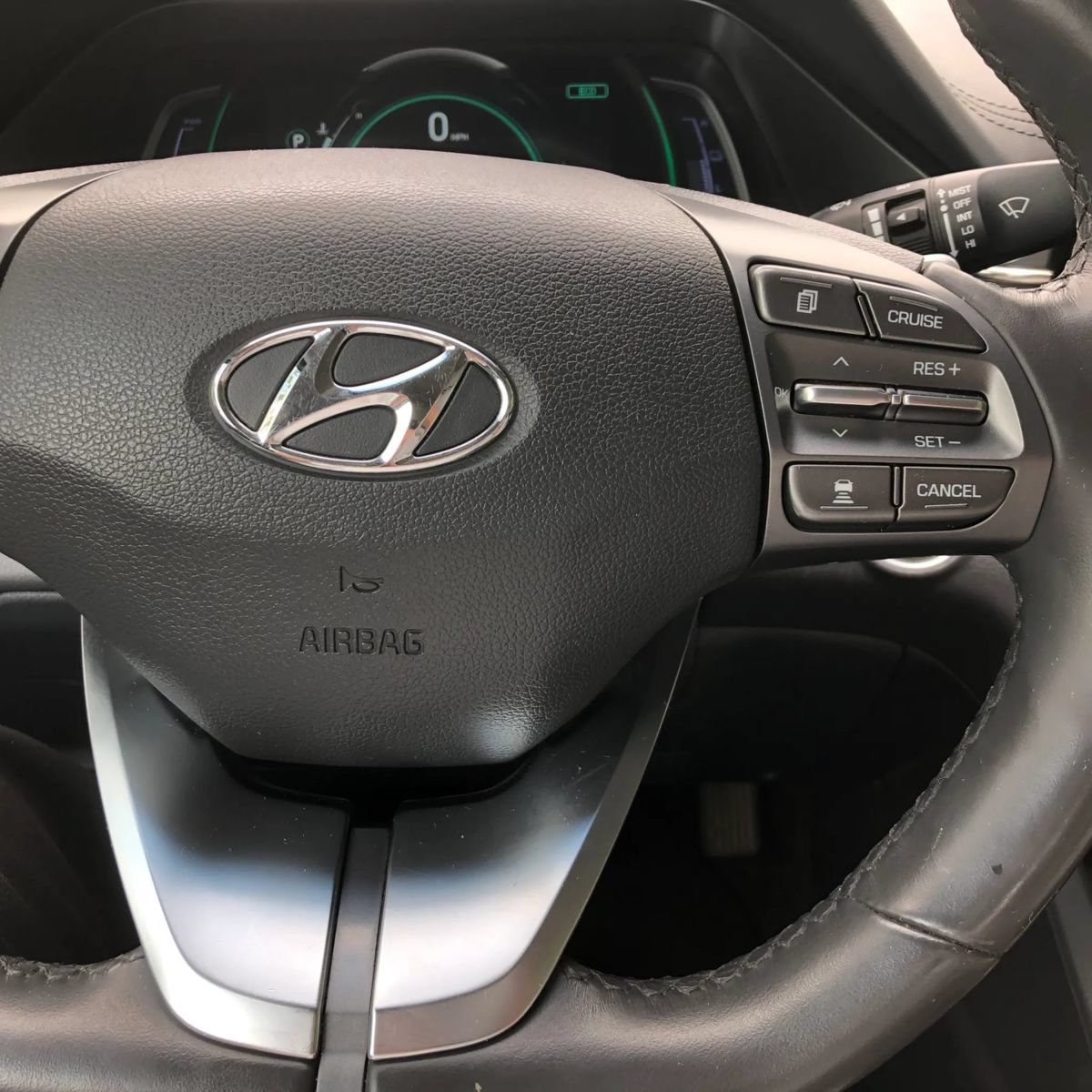 Used 2022 Hyundai Ioniq Limited FWD image 15