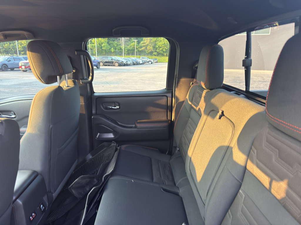 Certified 2022 Nissan Frontier PRO-4X AWD/4WD image 33