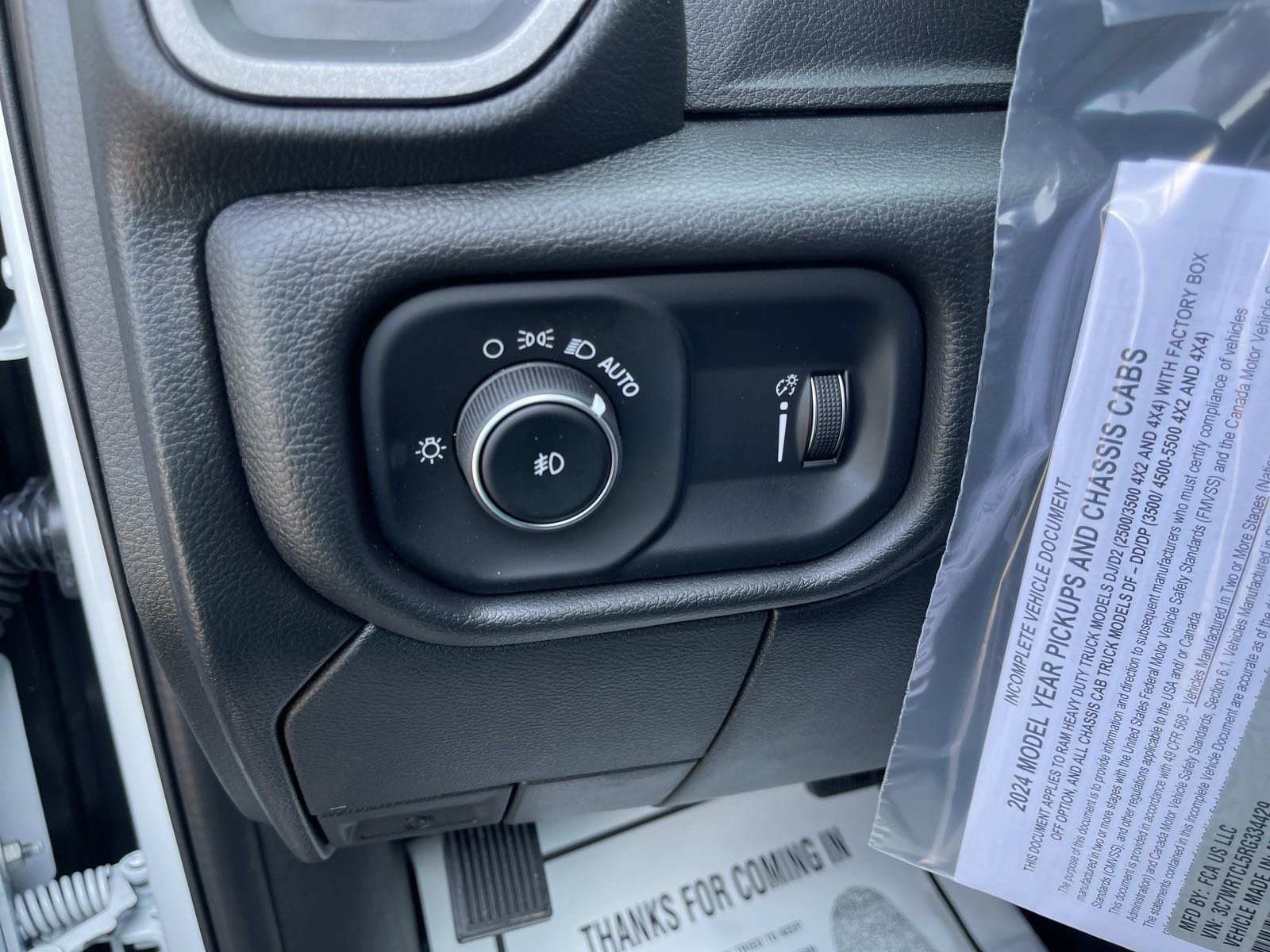 New 2024 RAM 3500 Tradesman w/ Chrome Appearance Group image 16