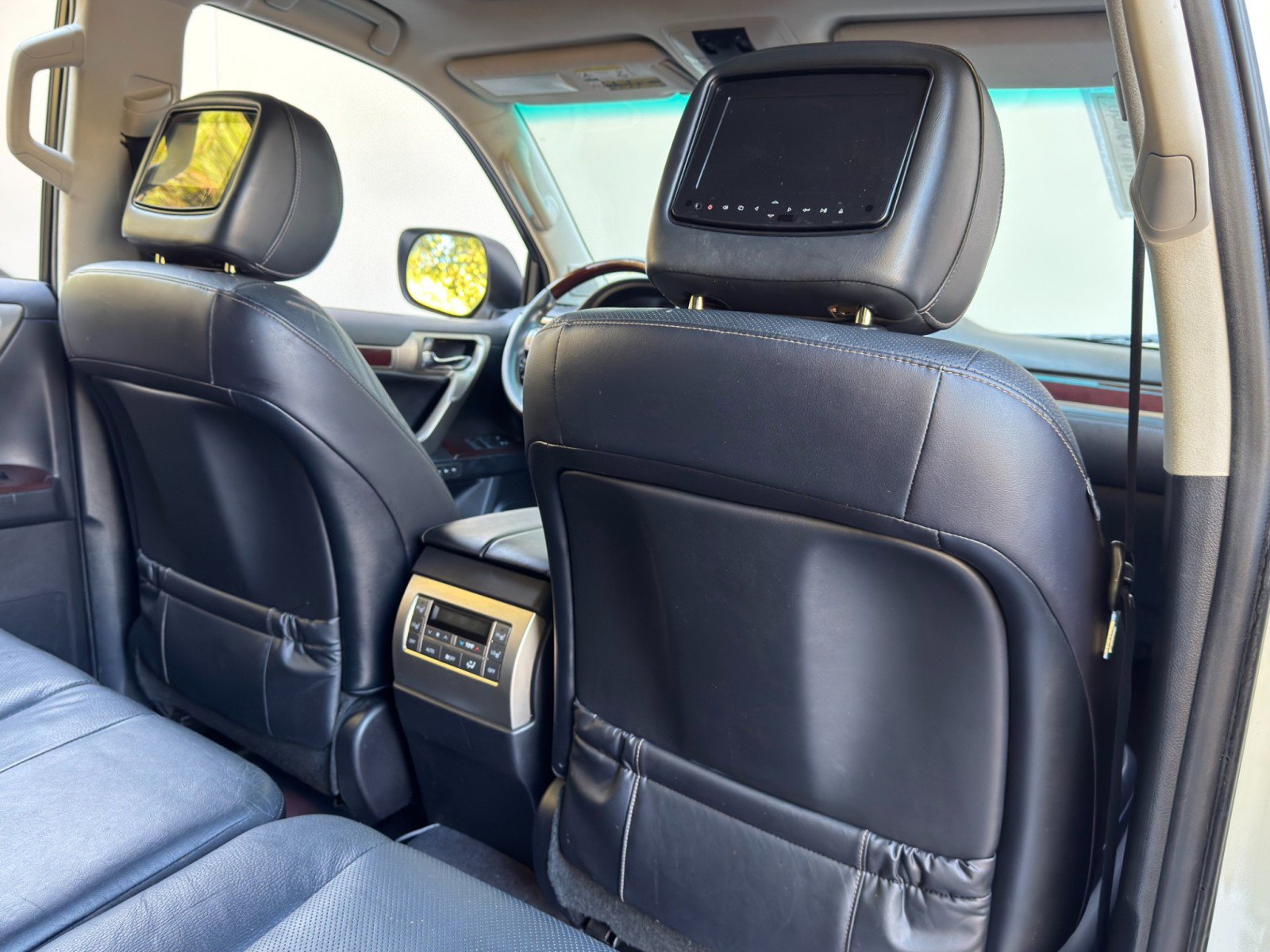 Used 2014 Lexus GX 460 image 37