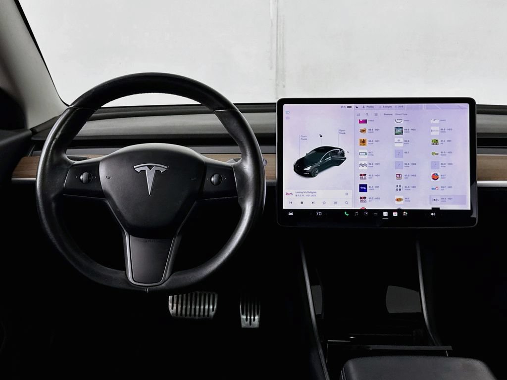 Used 2018 Tesla Model 3 Mid Range RWD image 23