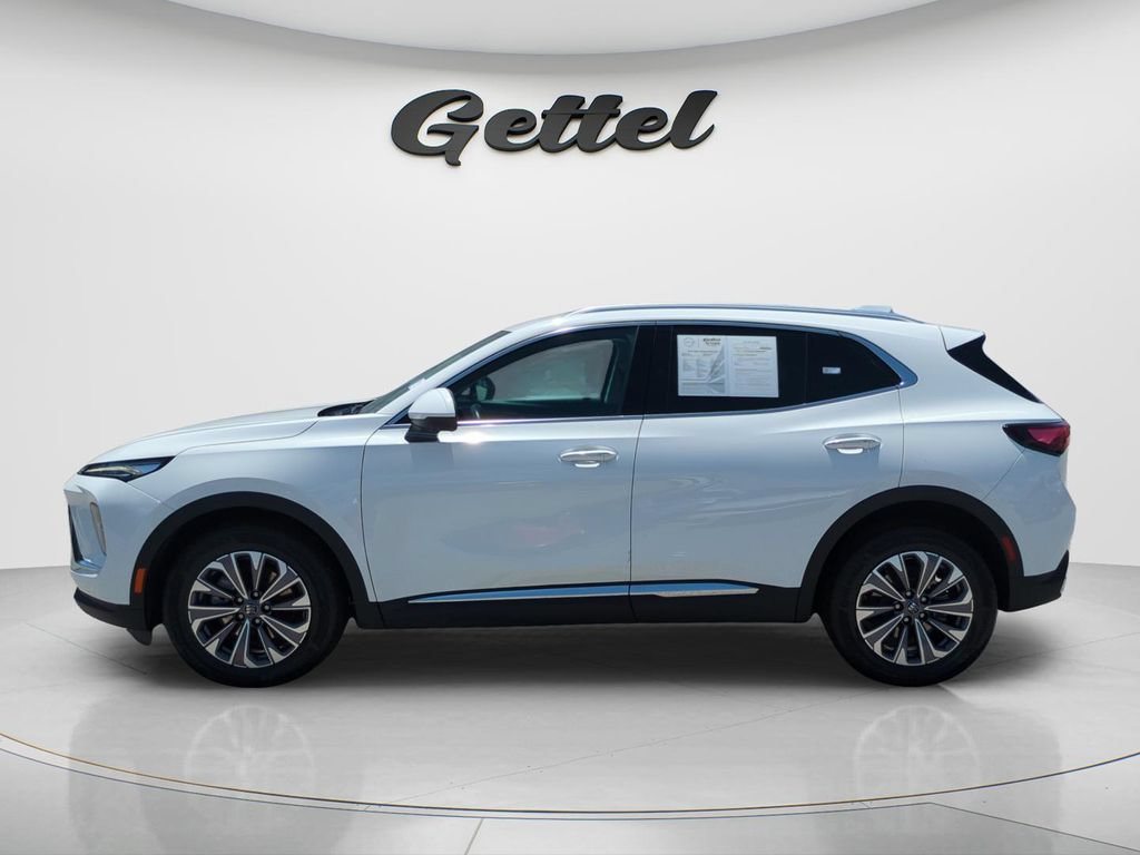 Used 2025 Buick Envision Preferred AWD/4WD image 8