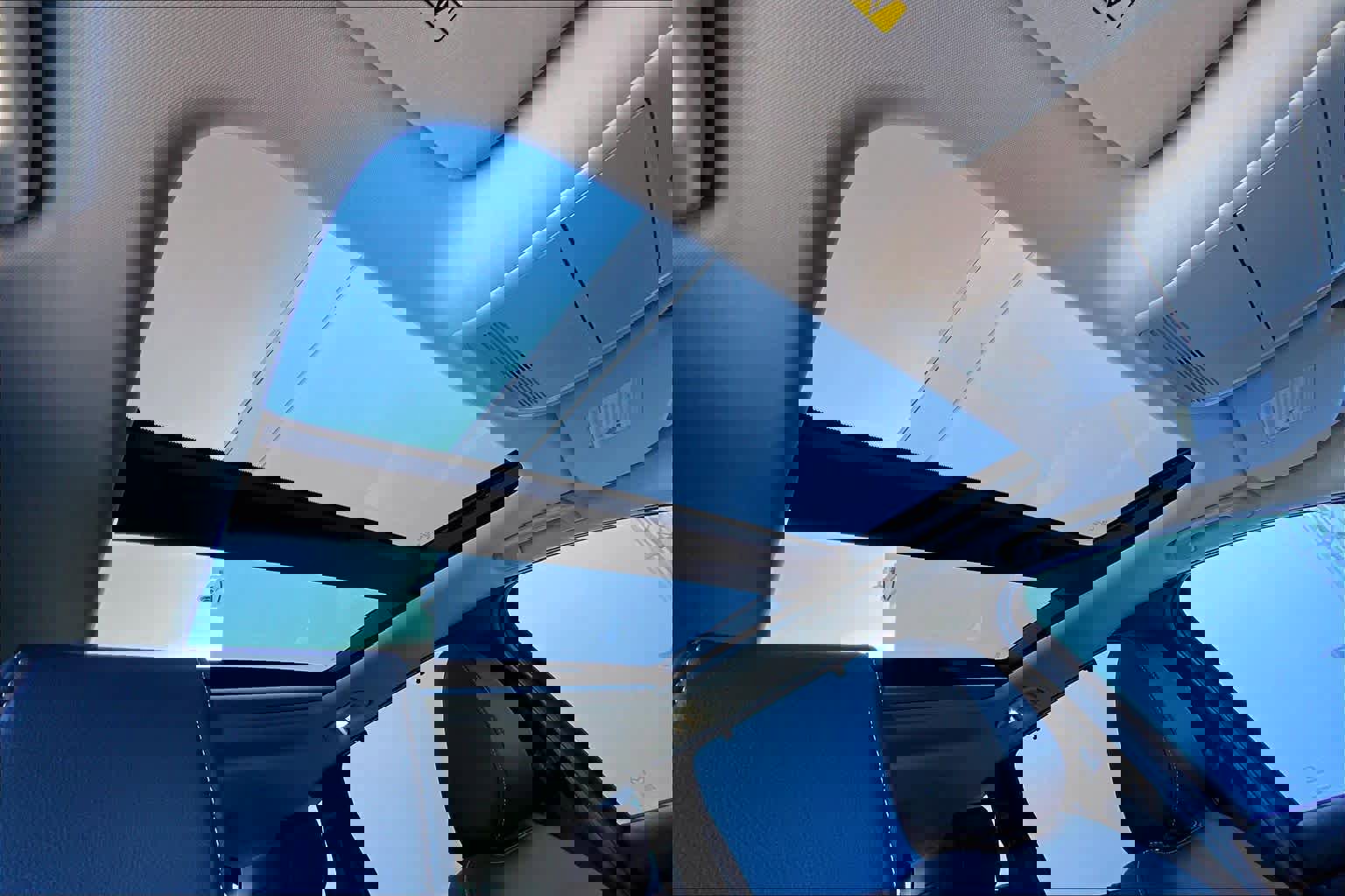 Used 2024 MAZDA CX-90 Plug-In Hybrid w/ Premium Pkg image 14