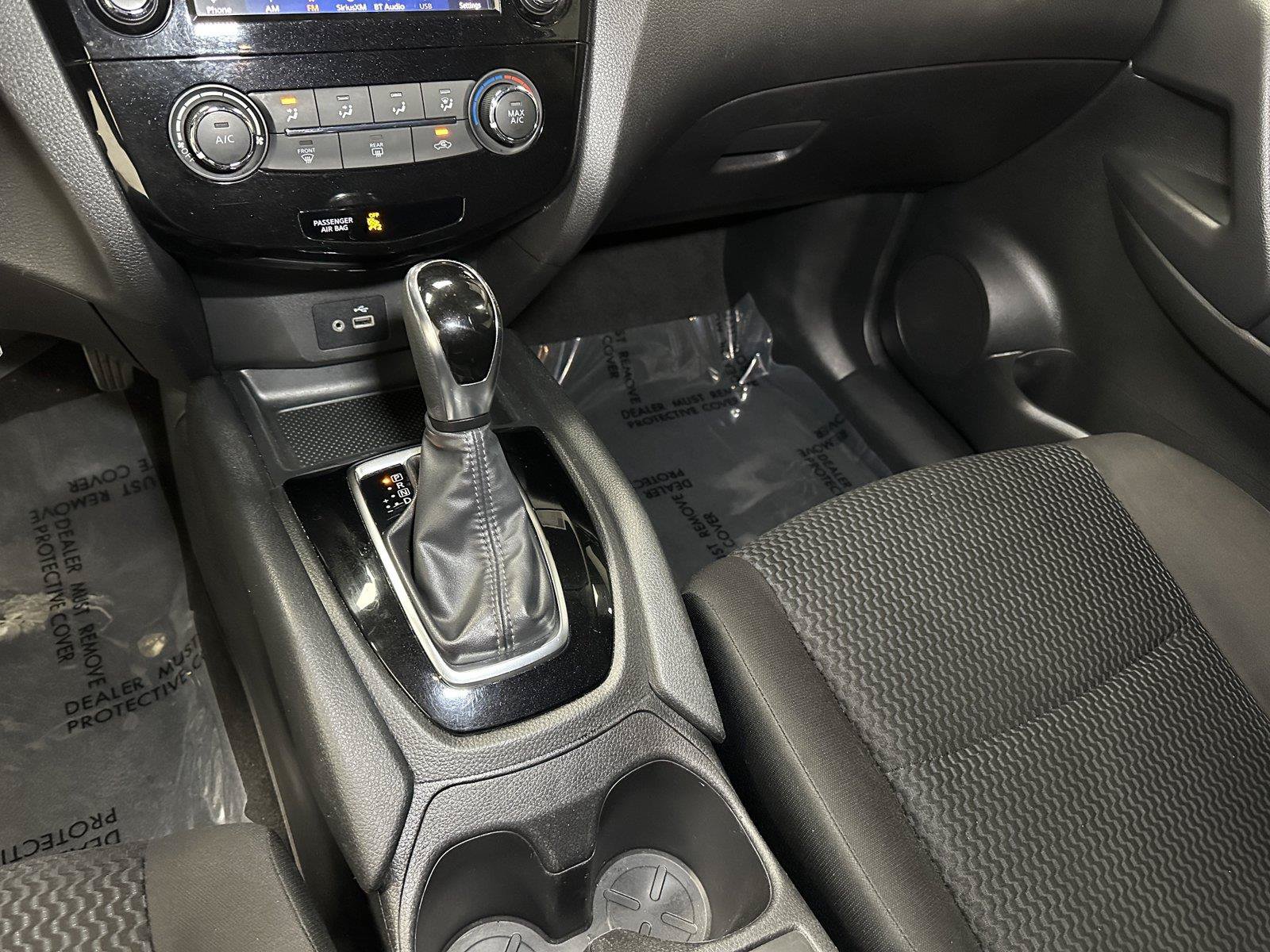 Used 2020 Nissan Rogue Sport S w/ Appearance Package FWD image 28